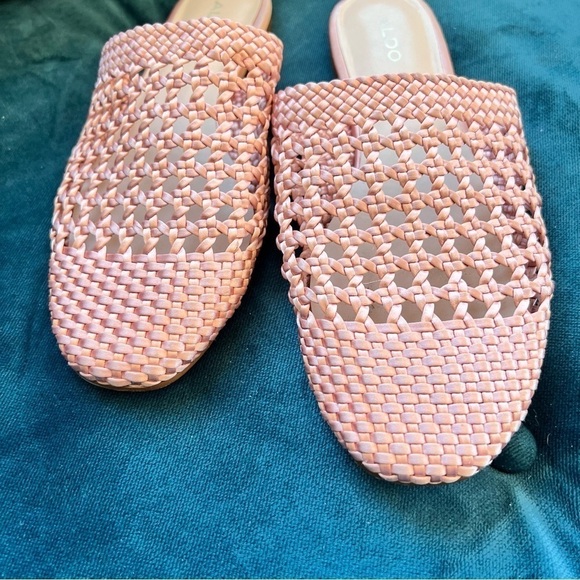 ALDO SLIP ON WOVEN PINK FLAT LEATHER MULES SIZE 8.5 - Picture 3 of 9